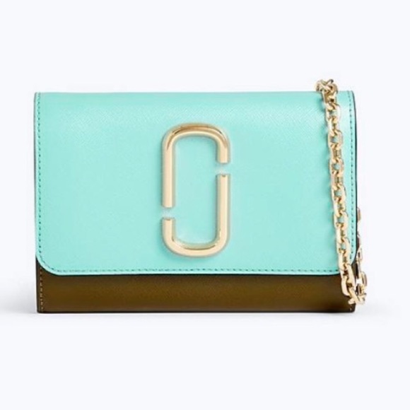 Marc Jacobs Handbags - Marc Jacobs Snap Shot Wallet On A Chain NWT